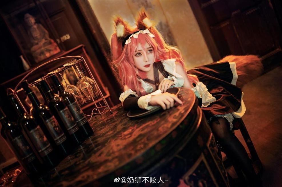 奶狮不咬人cosplay图集火爆上线，爆米花配起来就是一场盛宴