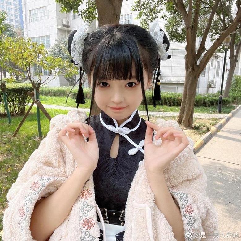 一起来品尝是一只九龄哪个学校的最新cosplay美食图